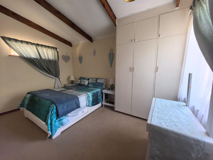 3 Bedroom Property for Sale in Fraaiuitsig Western Cape